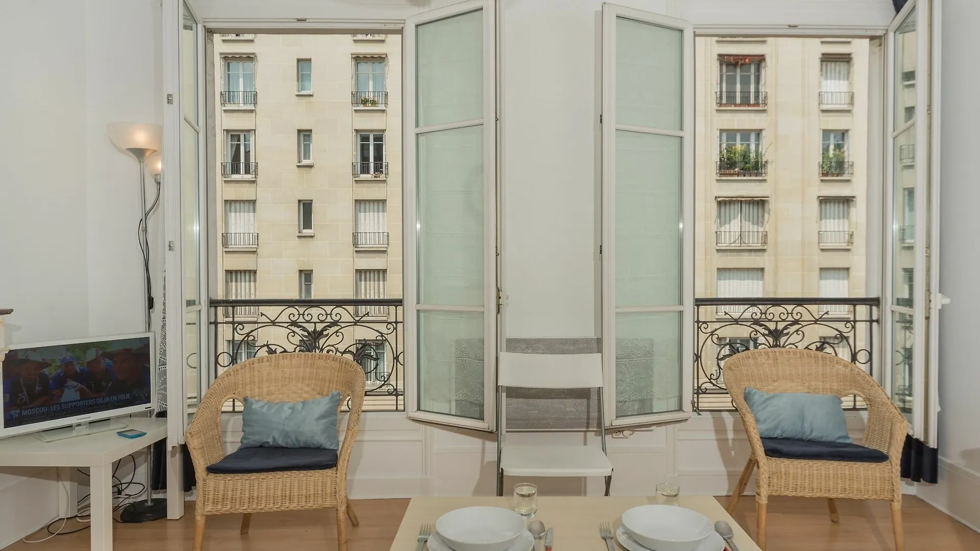 Lecourbe- Eiffel Apartment *